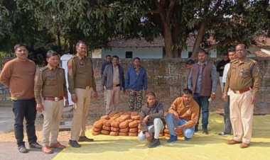 *जशपुर पुलिस को मिली बड़ी कामयाबी,,,ऑपरेशन आघात के तहत नारायणपुर थाना क्षेत्र से क्रेटा कार से 1 क्विंटल 85 किलो गांजा के साथ दो अंतरराजीय तस्कर गिरफ्तार,, जब्त मादक पदार्थ 55 लाख से अधिक का बताया जा रहा है*