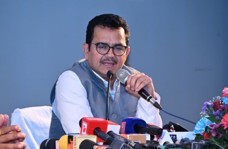 *सचिव खनिज संसाधन विभाग छत्तीसगढ़ शासन श्री पी. दयानंद की पत्रकार वार्ता*