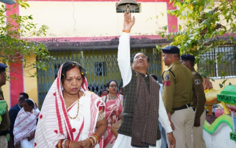*मुख्यमंत्री विष्णु देव साय ने पम्पशाला स्थित राधा - कृष्ण मंदिर में की पूजा - अर्चना*