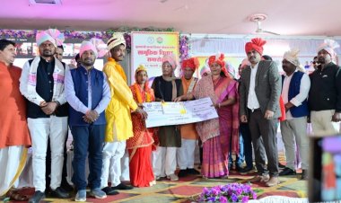 *वैदिक रीति रिवाज के साथ 48 जोड़े परिणय सूत्र मे बंधे,,मुख्यमंत्री ने राजधानी से वर्चुअल के माध्यम से नवदम्पतियों  को दिया आशीर्वाद*