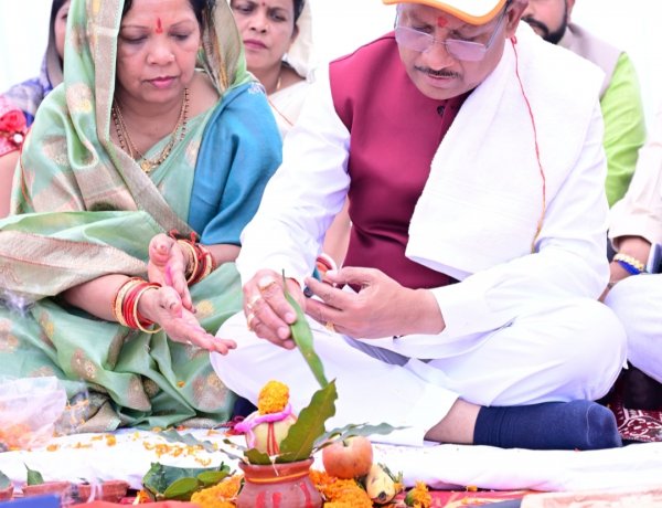 *अब वैश्विक पर्यटन स्थल के रूप में विकसित होगी मयाली, स्वदेश दर्शन योजना 2.0 के तहत जशपुर को मिली पर्यटन विकास की सौगात,मुख्यमंत्री श्री साय ने किया मयाली - बगीचा विकास परियोजना का भूमिपूजन,क्या क्या सुविधा मिलेगी पढ़ें पुरी खबर*