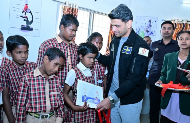 *आज का दिन रहा जशपुर के लिए ऐतिहासिक,अंतरिक्ष यात्री श्री शुभांशु शुक्ला ने विद्यार्थियों का बढ़ाया उत्साह,लक्ष्य प्राप्ति तक निरंतर प्रयास के लिए किया प्रेरित*