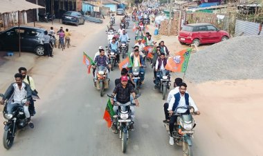 भाजयुमो के नवनियुक्त जिलाध्यक्ष विजय आदित्य सिंह जूदेव के महादेवडांड प्रथम आगमन पर हुआ भव्य स्वागत,युवाओं में देखा गया जोश,जय- जय जूदेव के नारे से साथ निकाली गयी बाइक रैली