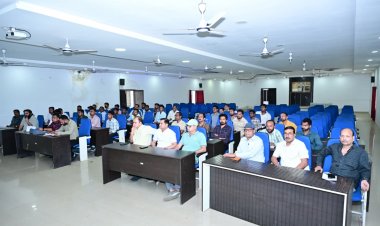 प्रशासन का सक्त निर्देश: अब सभी गैस एजेंसी गोदामों, जिले के सभी ऑयल कंपनियों मे लगेंगे सीसीटिवी कैमरा और क्या - क्या सख्ती बरती जाएगी पुरी जानकारी जानने के लिए पढ़ें बोलती खबर