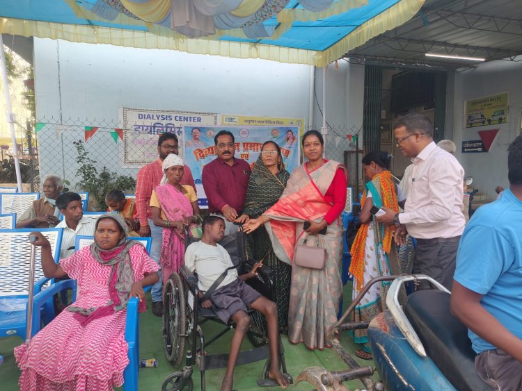 दिव्यांगजनों हेतु सहारा: कुनकुरी में आयोजित शिविर में 127 दिव्यांग का हुआ पंजीयन अब अनेकों योजनाओं से होंगे लाभान्वित