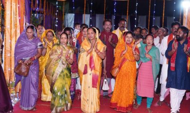 हर वर्ष की भांति इस वर्ष भी वृन्दावन भवन बगीचा में 72 घंटे का श्री हरी अखंड किर्तन का आयोजन,, मुख्यमंत्री की धर्मपत्नी श्रीमती कौशल्या साय एवं क्षेत्रीय विधायक श्रीमती रायमुनी भगत हुयीं शामिल