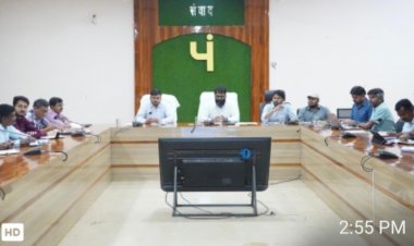 भू जल संरक्षण को महाभियान बनाकर जल संरक्षण संवर्धन को दें बढ़ावा : कलेक्टर श्री रोहित व्यास