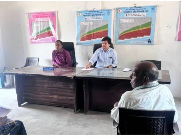 पत्थलगांव के तमता मुढ़ापारा में आयोजित राजस्व सम्बन्धी समस्याओं का शिविर लगाकर किया गया लोगों समाधान