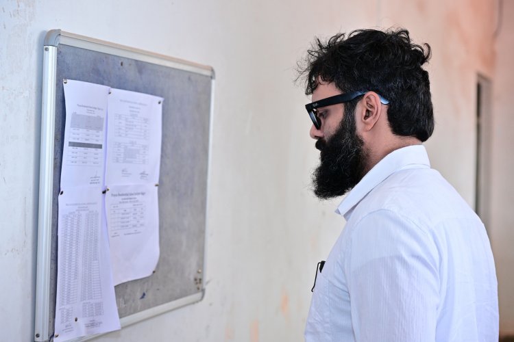 कलेक्टर रोहित व्यास की दो टुक : प्रयास आवासीय विद्यालय का किया निरीक्षण,,बच्चों का रिजल्ट बेहत्तर नही आया तो......शिक्षकों को कड़ी हिदायत खाना पूर्ति नही चलेगा,,