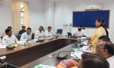 कलेक्टर सख्त: खराब परीक्षा परिणाम पर सुधार नही हुआ तो मान्यता होगी रद्ध और रुकेगा अनुदान  साथ ही खराब रिजल्ट देने वाले विषय शिक्षकों पर होगी कड़ी कार्यवाही