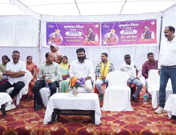 सिमड़ा के जनसमस्या शिविर में पहुंचे कलेक्टर रोहित व्यास,,शिविर मे 940 आवेदन प्राप्त हुए मौक़े पर ही हो गयी 53 आवेदन की समस्या दूर