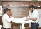 जनदर्शन में कलेक्टर रोहित व्यास ने सुनीं आमजन की समस्याएं, त्वरित समाधान के दिए निर्देश