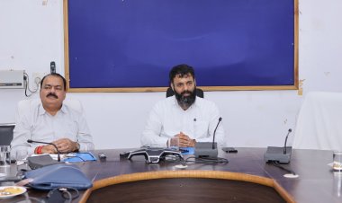 विद्यालयों की गुणवत्ता सुधारने के लिए कलेक्टर के कड़े निर्देश, 100% उपस्थिति, स्मार्ट क्लास, अपार आईडी और जश लर्न कार्यक्रम की प्रगति की हुई व्यापक समीक्षा