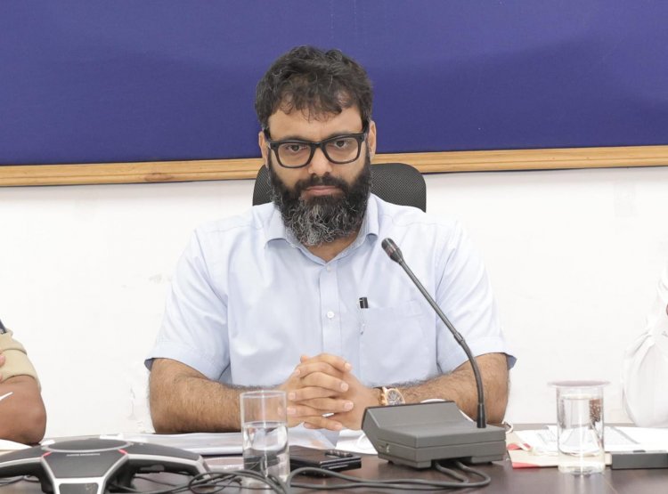 नशे के खिलाफ जशपुर में आर-पार की जंग, कलेक्टर का सख्त संदेश—तस्करों पर कार्रवाई, युवाओं को जागरूकता और नशामुक्ति पर पूरा फोकस"