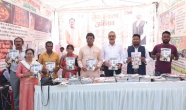 सेवा, सुशासन और जनकल्याण का संगम बना जनसंपर्क विभाग का स्टॉल, योजनाओं की जानकारी से रूबरू हुए नागरिक
