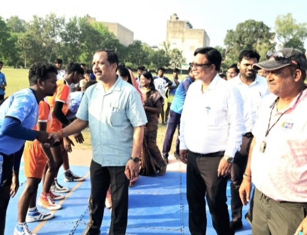 पत्थलगांव में सरगुजा ओलंपिक का शानदार समापन, जिला पंचायत अध्यक्ष सालिक साय ने बढ़ाया खिलाड़ियों का उत्साह; ग्रामीण प्रतिभाओं को मिला मंच