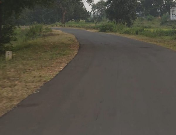 मुख्यमंत्री श्री विष्णुदेव साय सरकार के नेतृत्व मे ग्रामीण सड़कों का हो रहा कायाकल्प,,, 2.10 किलोमीटर सड़क निर्माण के लिए 2 करोड़ 73 लाख रुपये की  बनेगी सड़क,ग्रामीणों को मिलेगी बेहत्तर आवागमन सुविधा